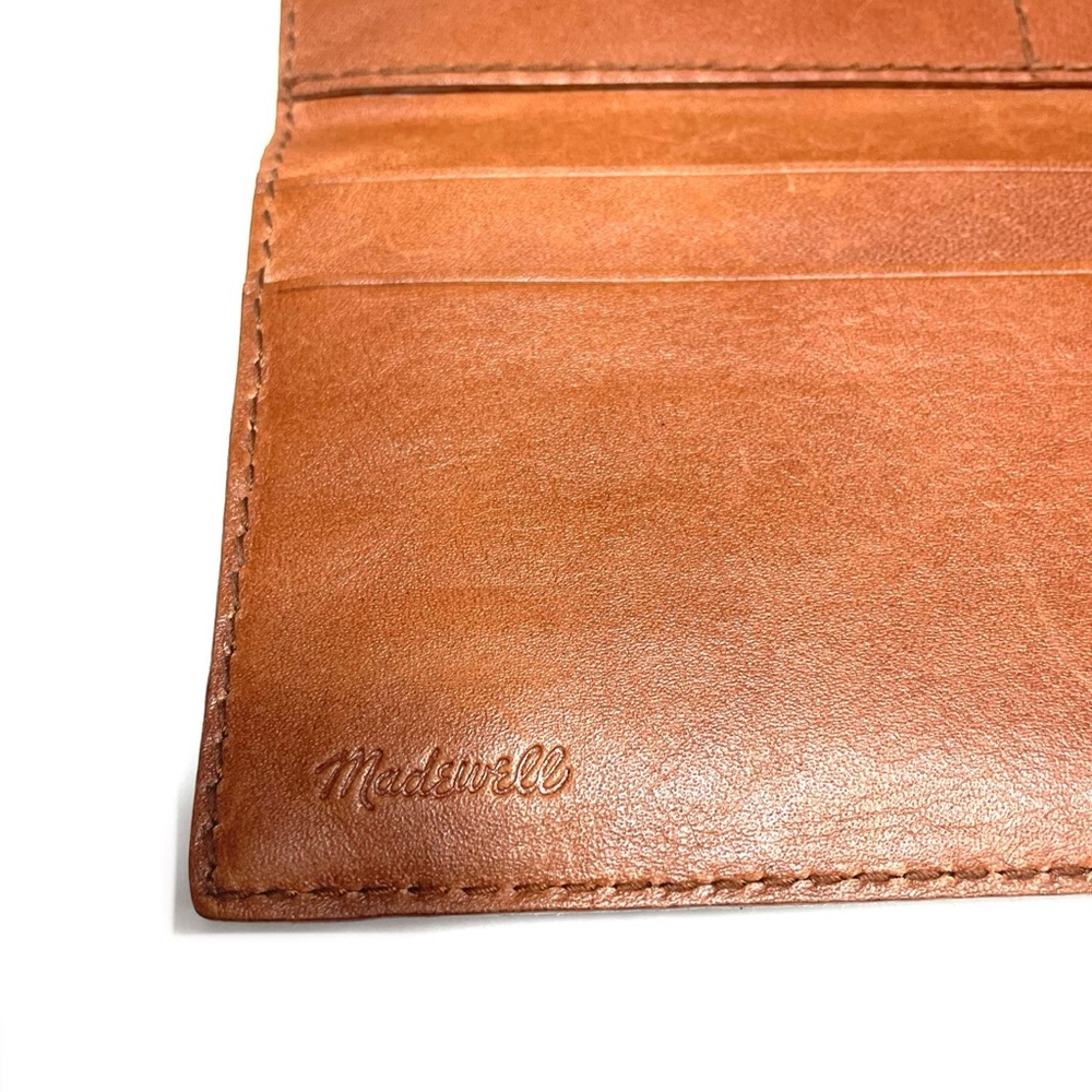Madewell The Leather Post Wallet in English Saddle - Picture 6 of 7